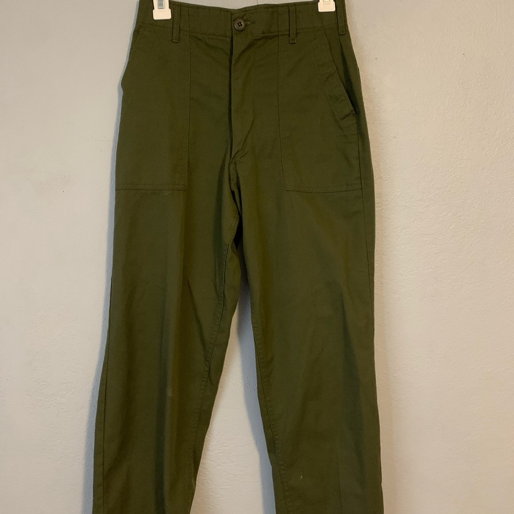 Green Brandy Melville Cargo pants!